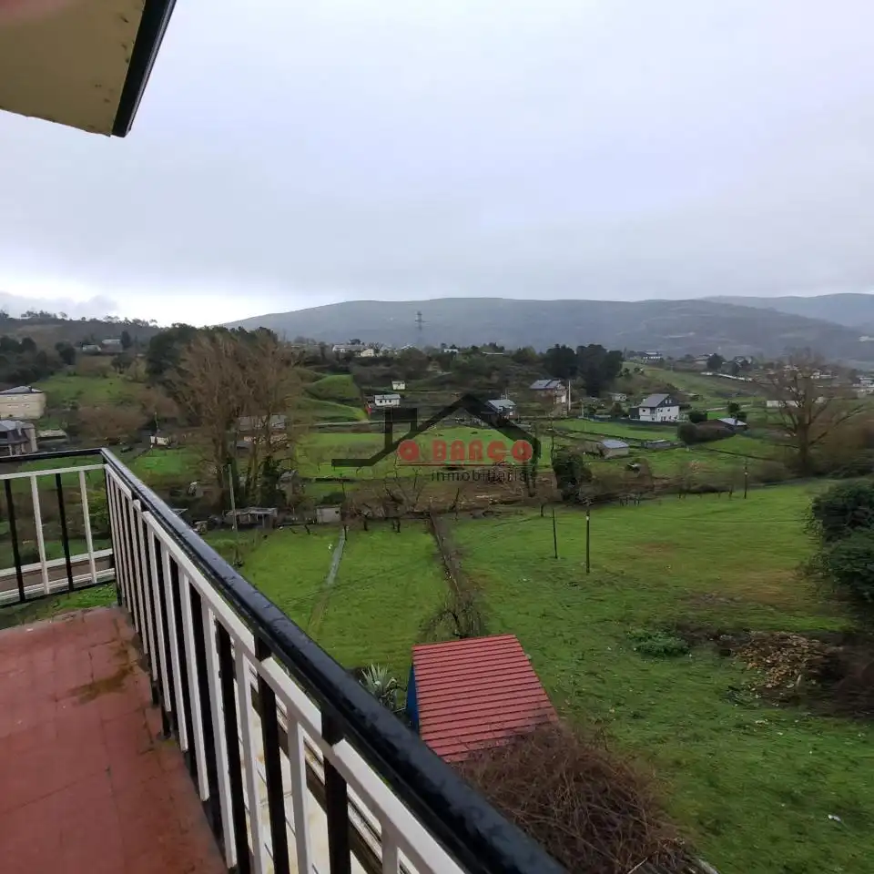 Casa amb terrassa en venda a AVDA BIERZO, imagen 16