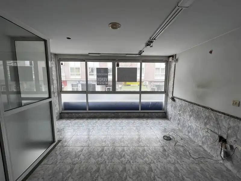 Local comercial en venda a Redondela, imagen 4