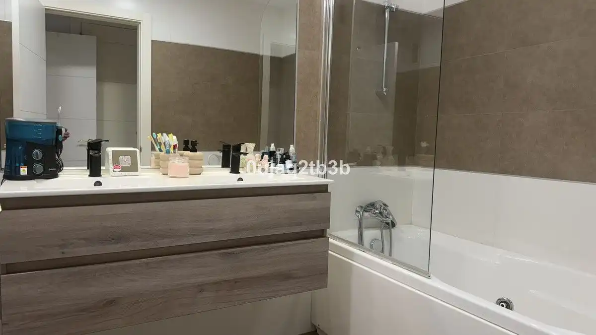 Apartamento con piscina en venta en Benahavís pueblo, imagen 13