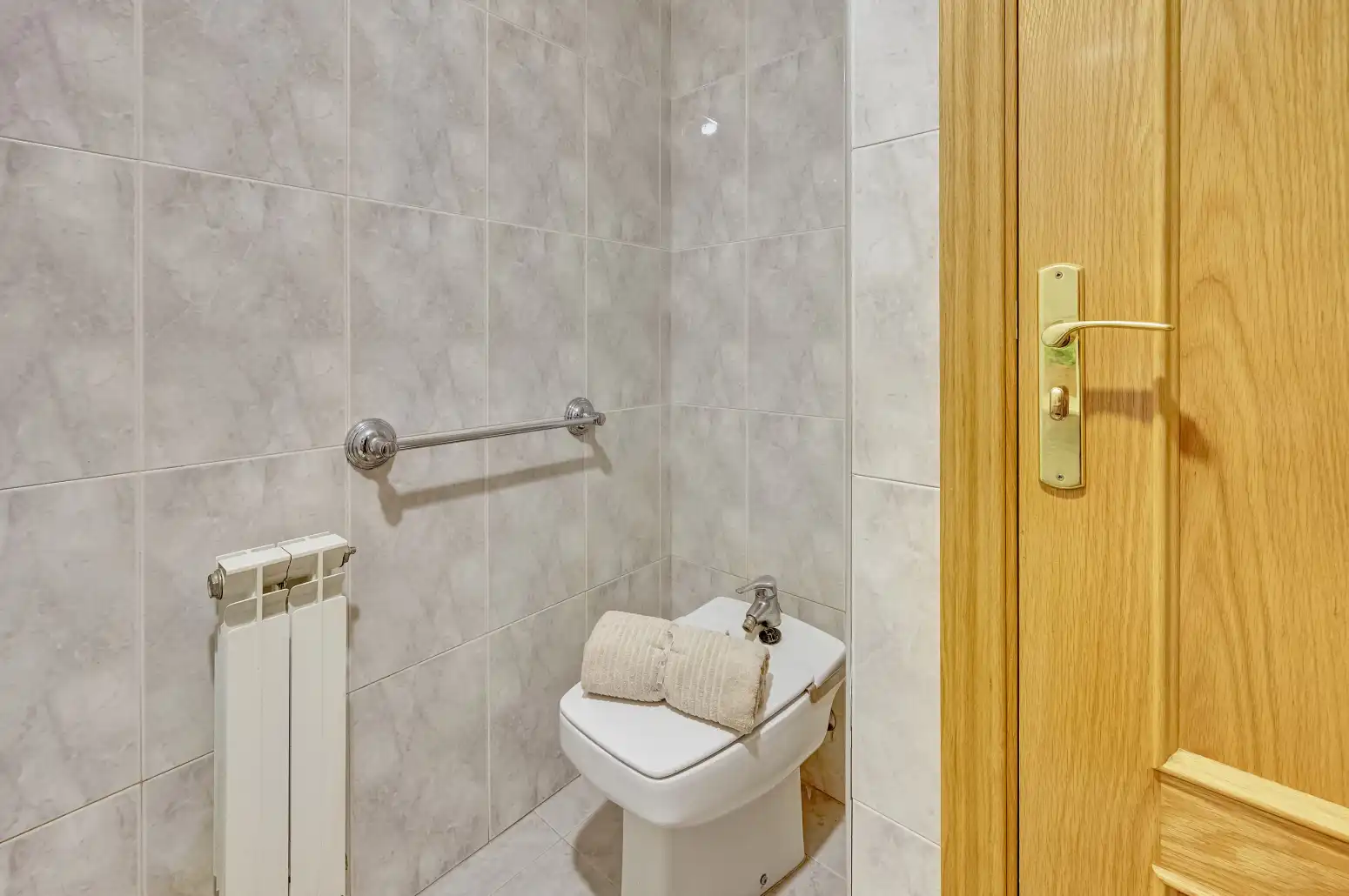Baño de Piso en venta en Huarte / Uharte, Navarra