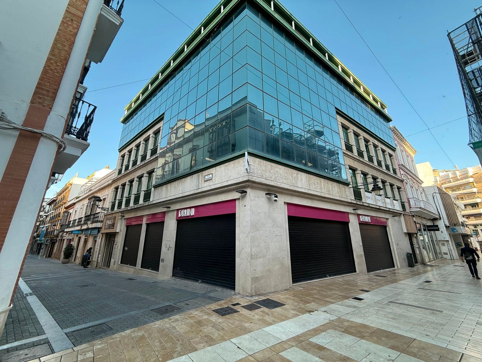 Vista exterior de Piso en venta en  Huelva Capital con Balcón