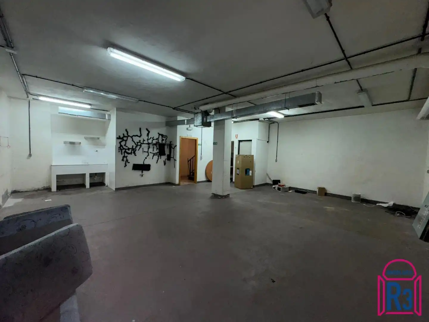 Local comercial en venda a Jorge de Montemayor, imagen 14