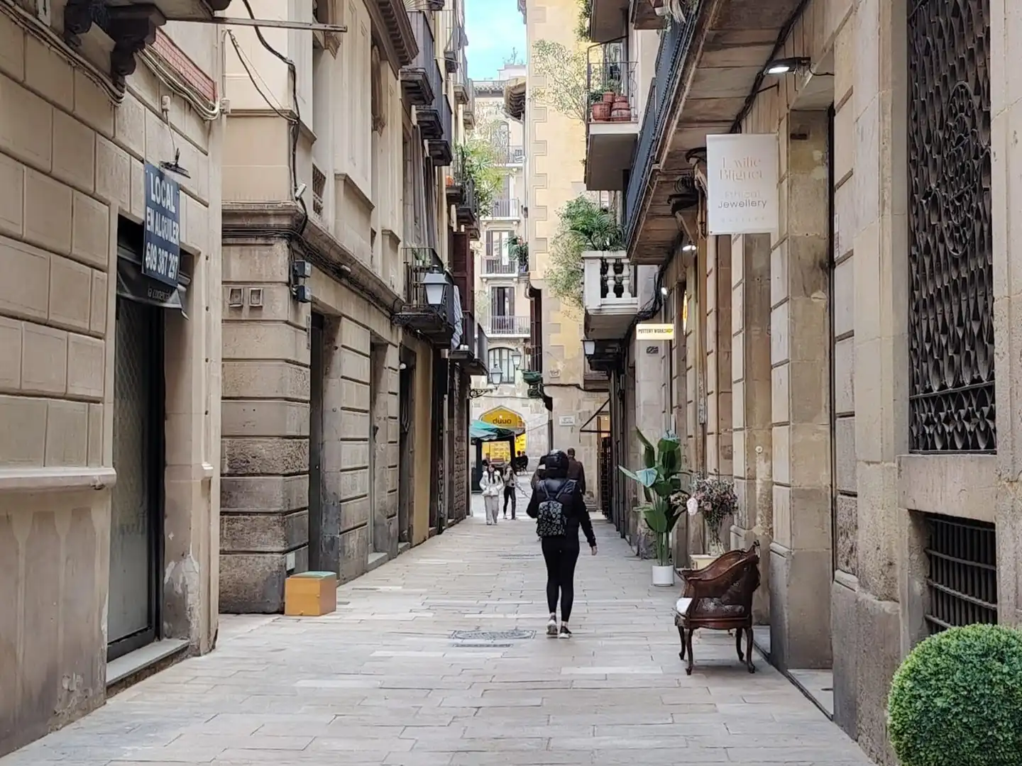 Vista exterior de Local de alquiler en Barcelona