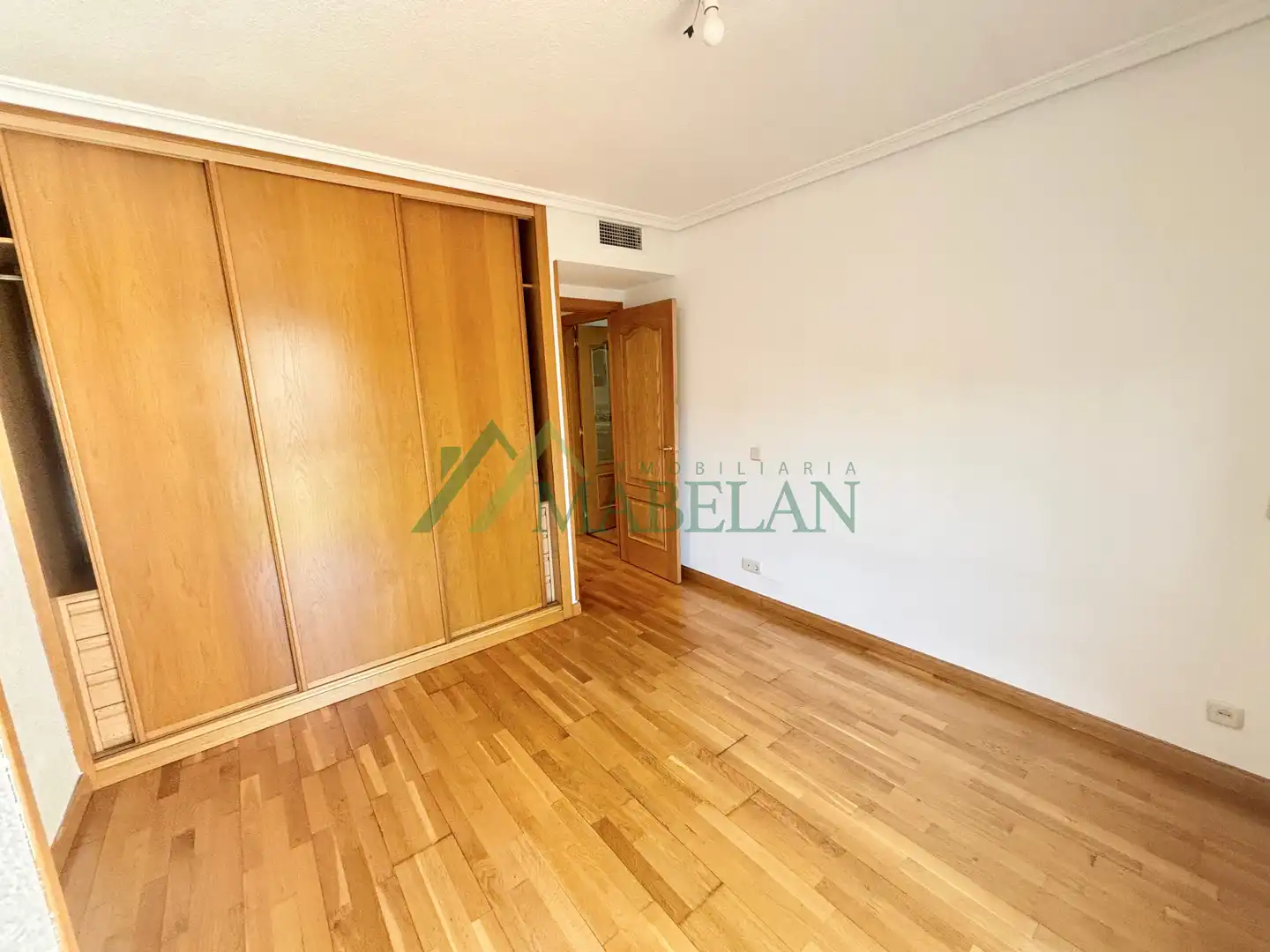 Habitación de Piso en venta en Las Rozas de Madrid con Aire acondicionado, Calefacción y Trastero