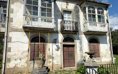 Vista exterior de Casa o xalet en venda en Miño amb Jardí privat i Balcó