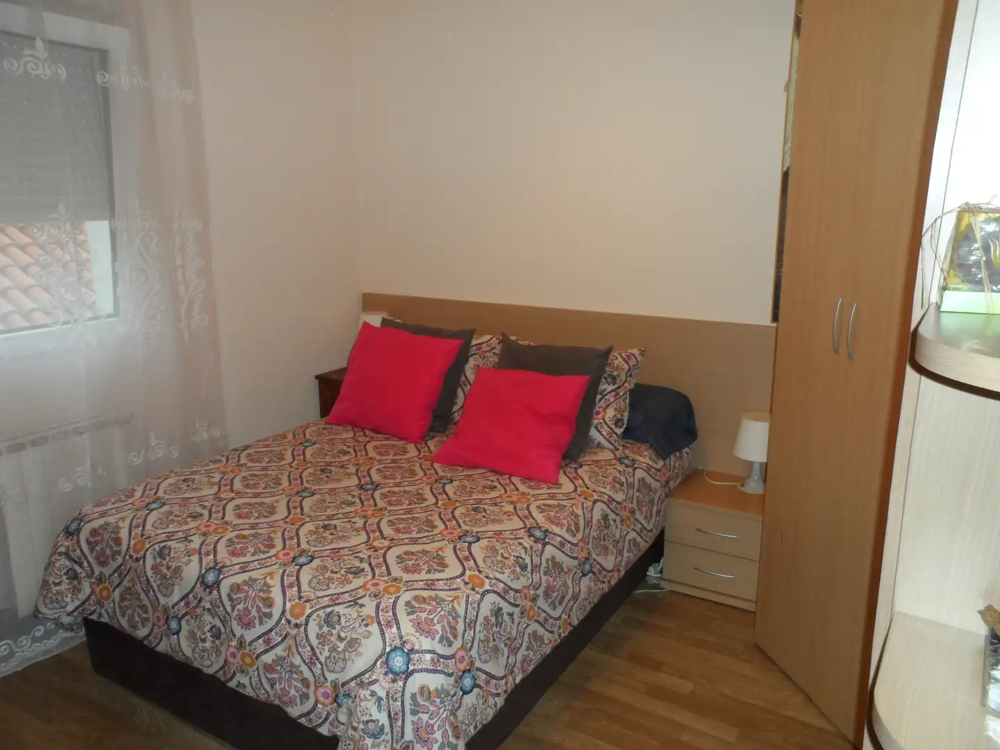 Habitación de Casa adosada en venta en Camargo con Calefacción y Terraza