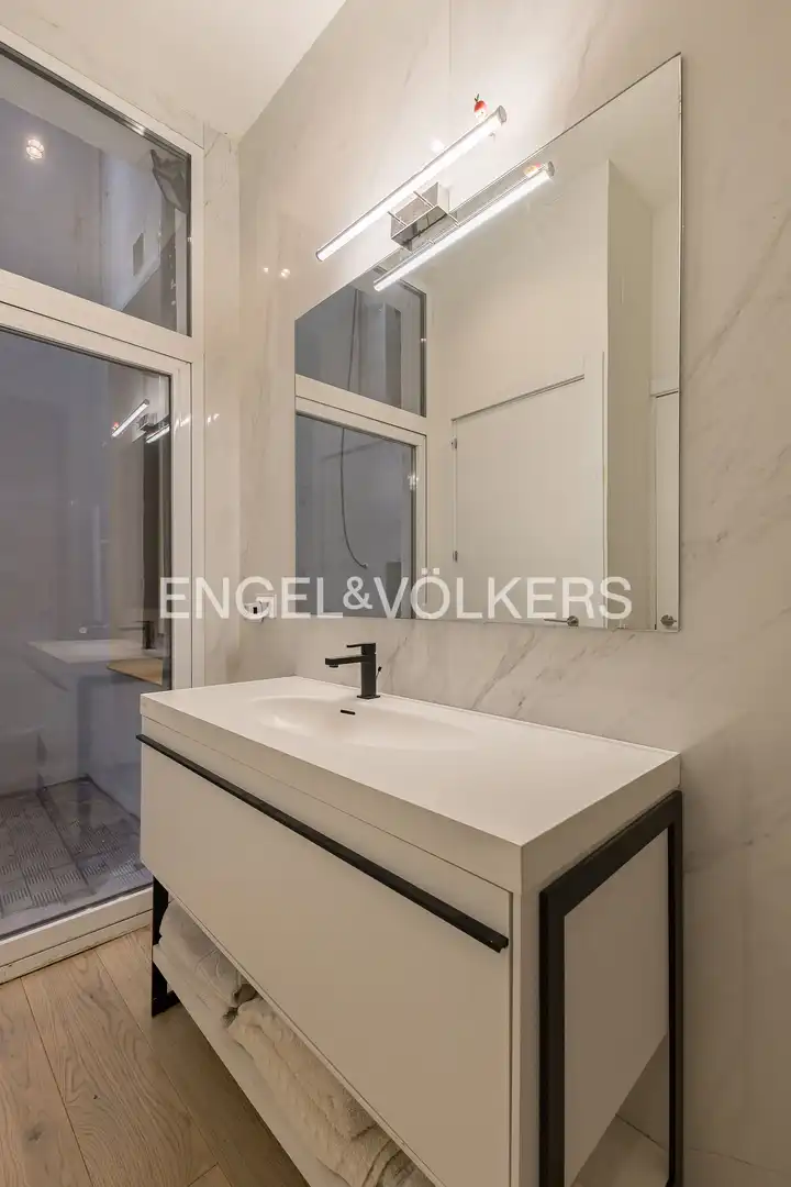 Baño de Piso en venta en Madrid con Aire acondicionado y Calefacción