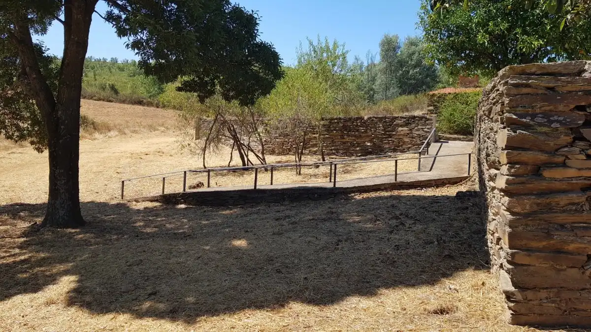 Finca rústica en venta en La Codosera