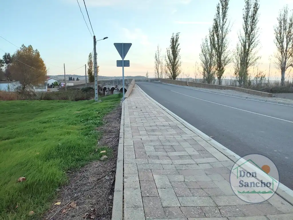 Außenansicht von Residential zum Verkauf in Olmos de Esgueva