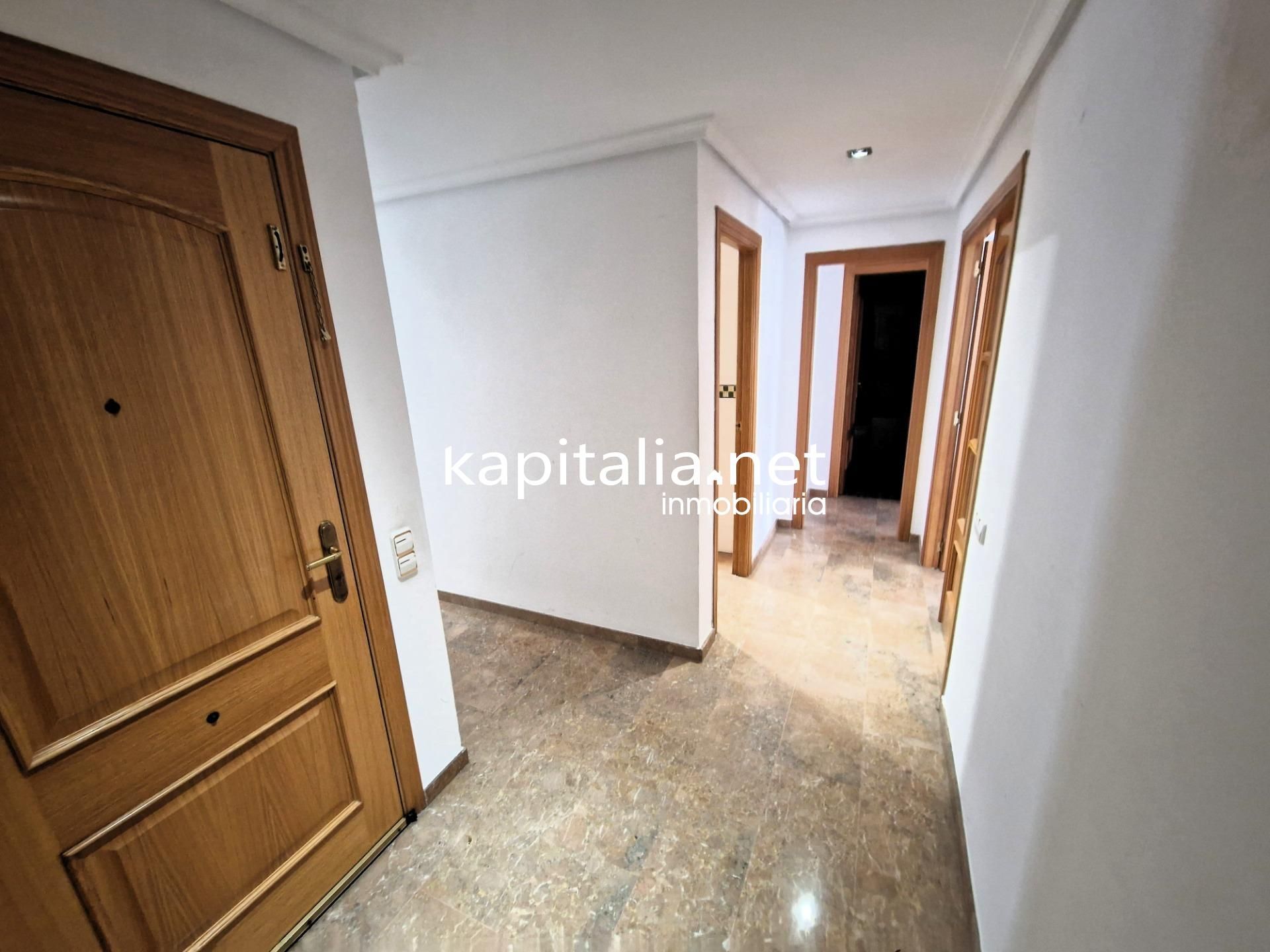 Bedroom of Flat for sale in Ontinyent  with Air Conditioner, Heating and Terrace