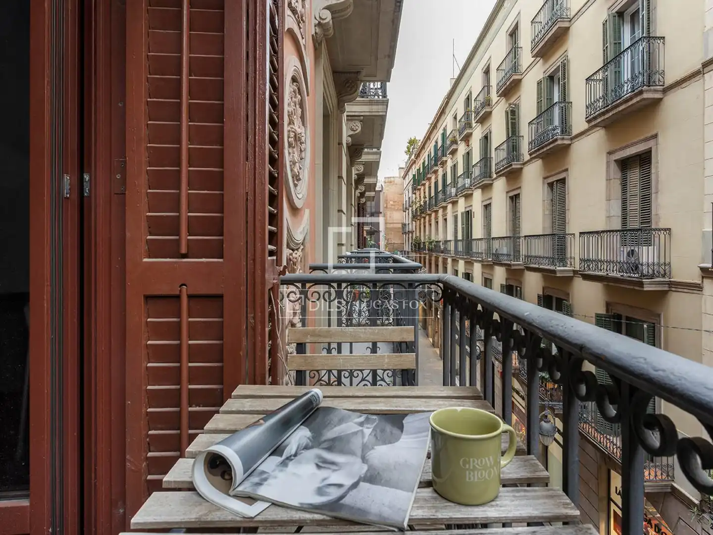 Terraza de Piso en venta en Barcelona con Calefacción, Parquet y Amueblado