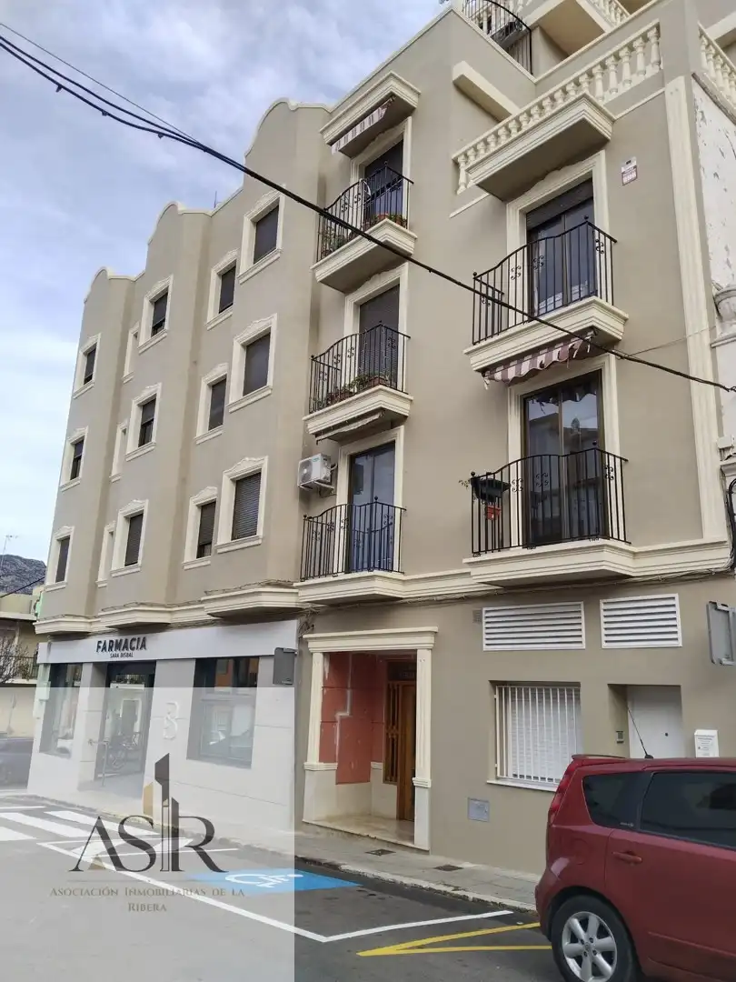 Vista exterior de Piso en venta en Alzira