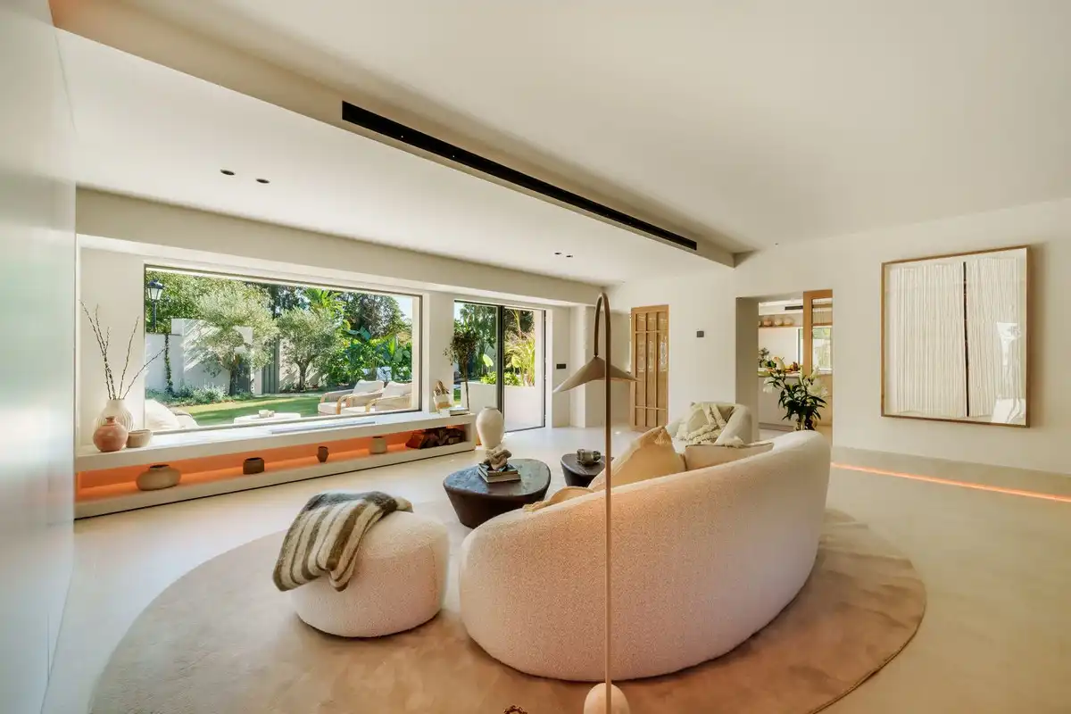 Chalet con piscina en venta en San Pedro de Alcántara, imagen 4