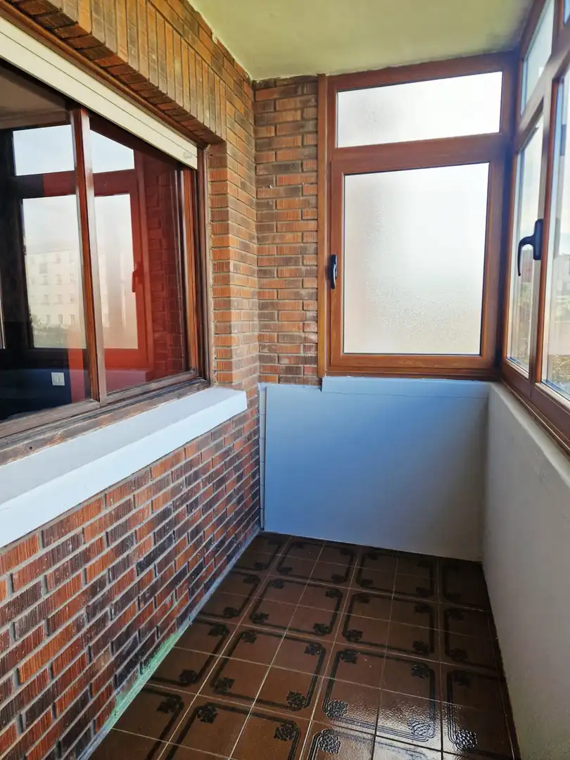 Terraza de Piso en venta en Avilés con Calefacción