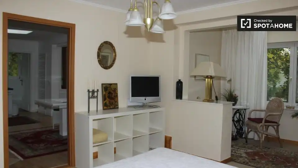 Habitación de Apartamento para compartir en Colmenar de Oreja con Aire acondicionado, Calefacción y Terraza