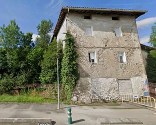 Außenansicht von Haus oder Chalet zum verkauf in Gabiria