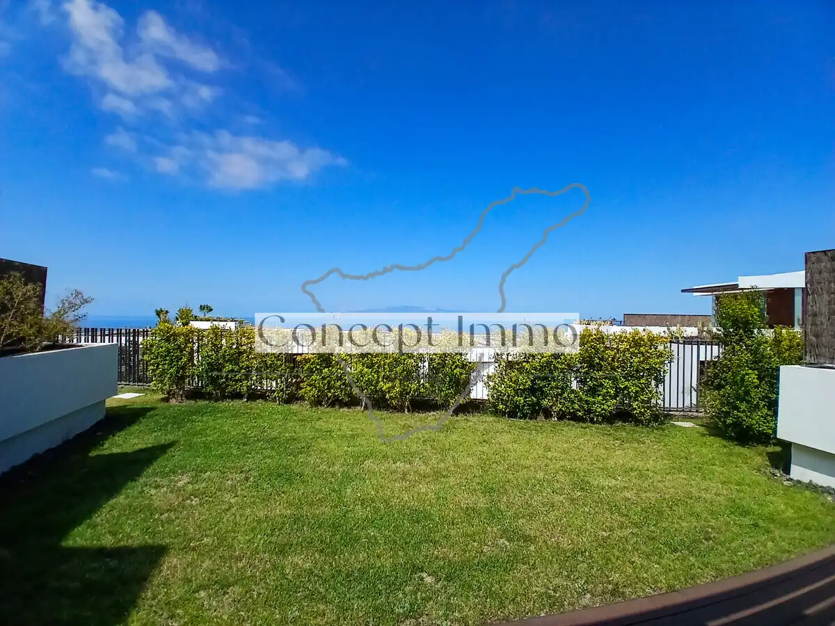 Ground floor for sale in Guía de Isora  with Air Conditioner, Private garden and Terrace