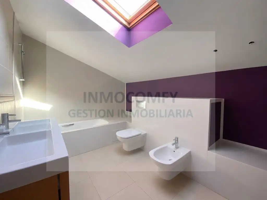 Baño de Dúplex en venta en La Bisbal d'Empordà