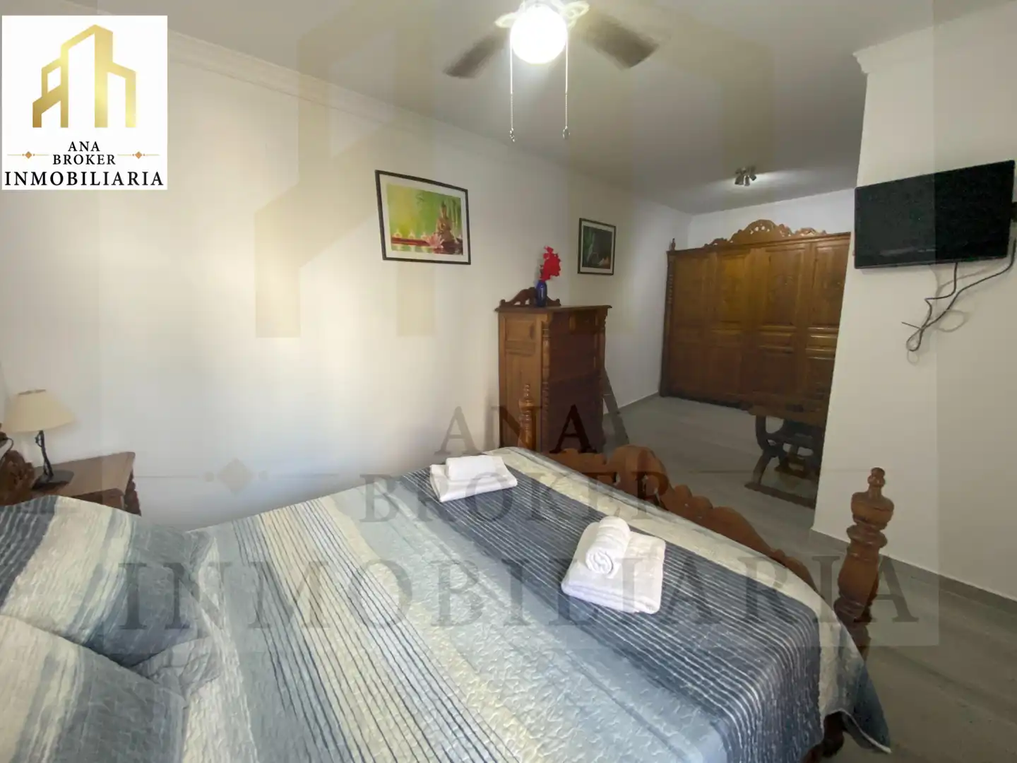 Dormitori de Casa o xalet en venda en Ronda amb Aire condicionat, Terrassa i Moblat