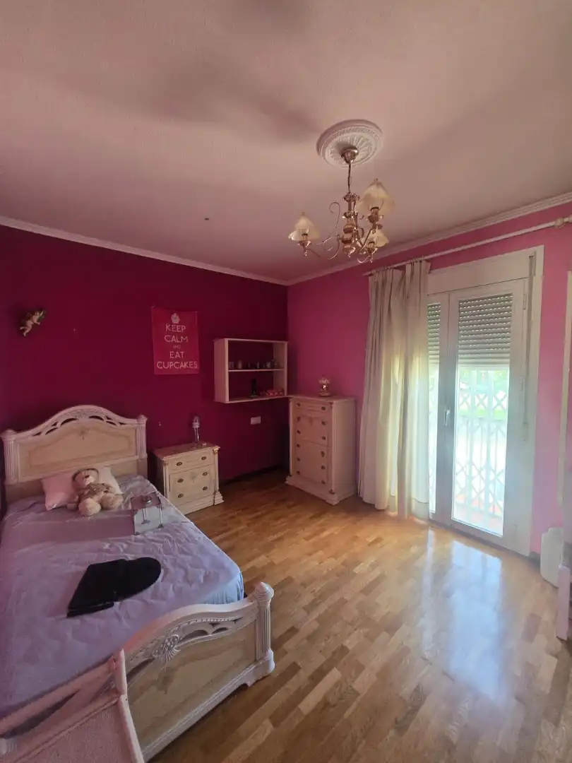 Habitación de Casa adosada en venta en Roquetas de Mar con Aire acondicionado, Jardín privado y Amueblado