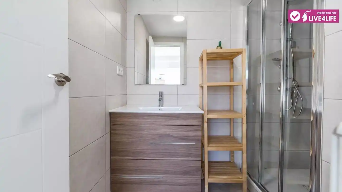 Study for rent in Felipe Salvador, Aiora