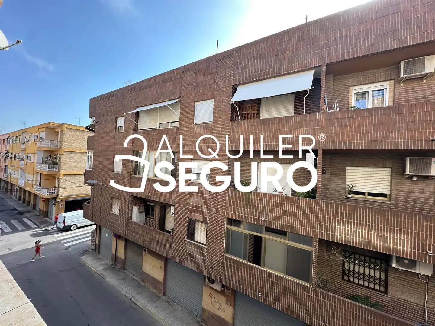 Exterior view of Flat for rent in Alfafar  with Air Conditioner, Terrace and Furnished