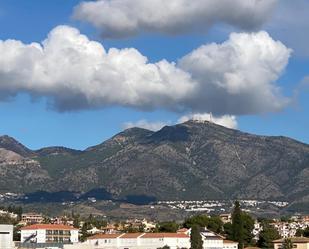 Vista exterior de Planta baixa en venda en Mijas amb Aire condicionat i Terrassa