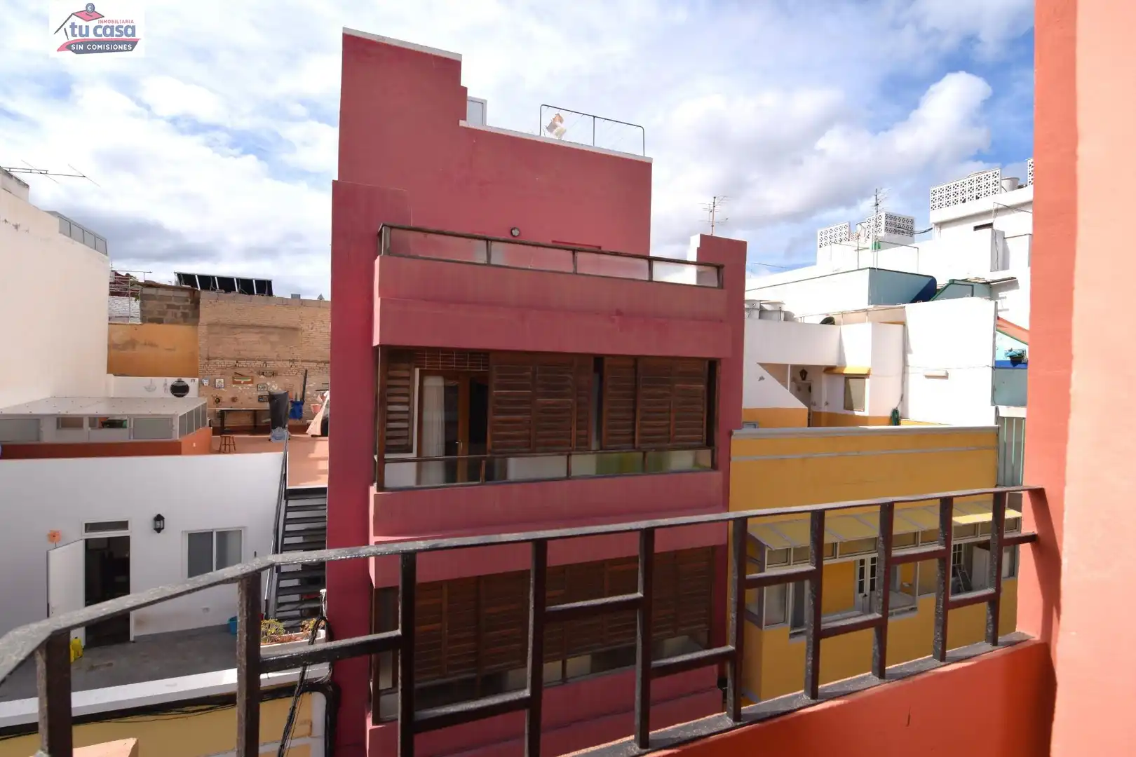 Vista exterior de Edifici en venda en Las Palmas de Gran Canaria