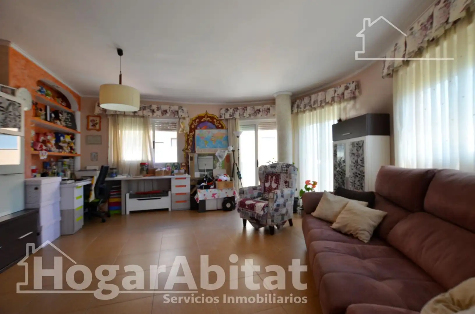 Sala de estar de Piso en venta en Tavernes de la Valldigna con Trastero
