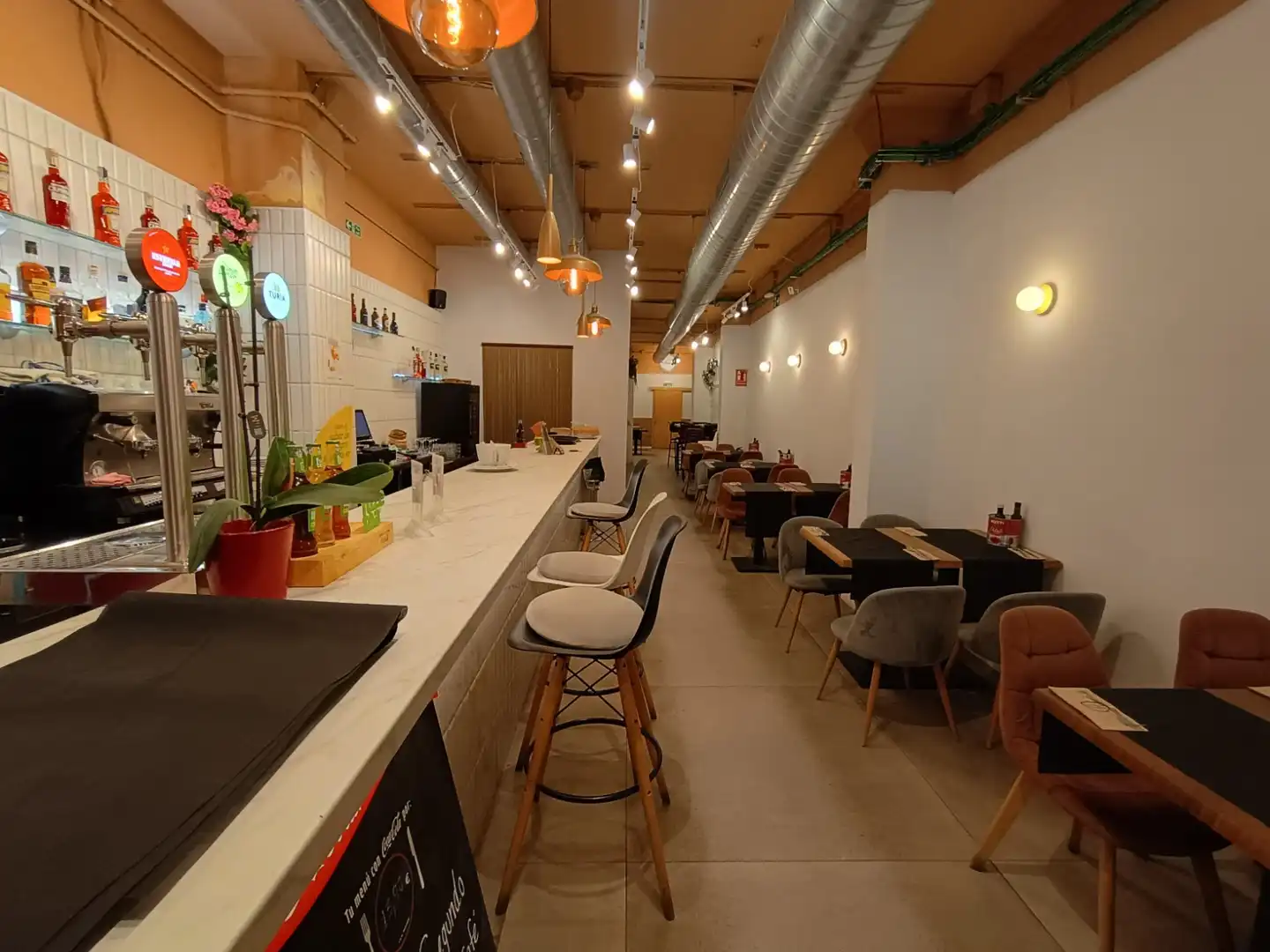 Business premises for transfer in Eixample, imagen 29