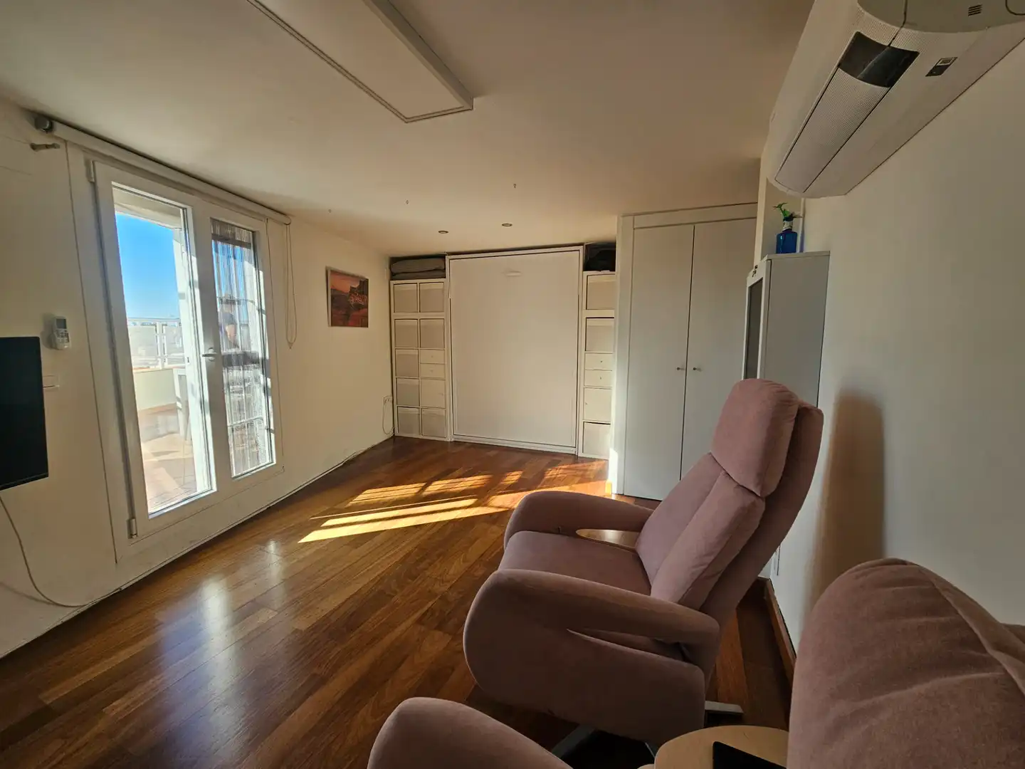 Living room of Attic for sale in Casco Antiguo