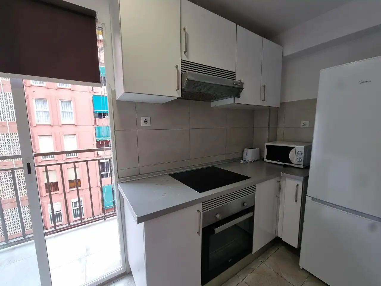 Flat for rent in Del Periodista Gil Sumbiela, Barrio de Benicalap