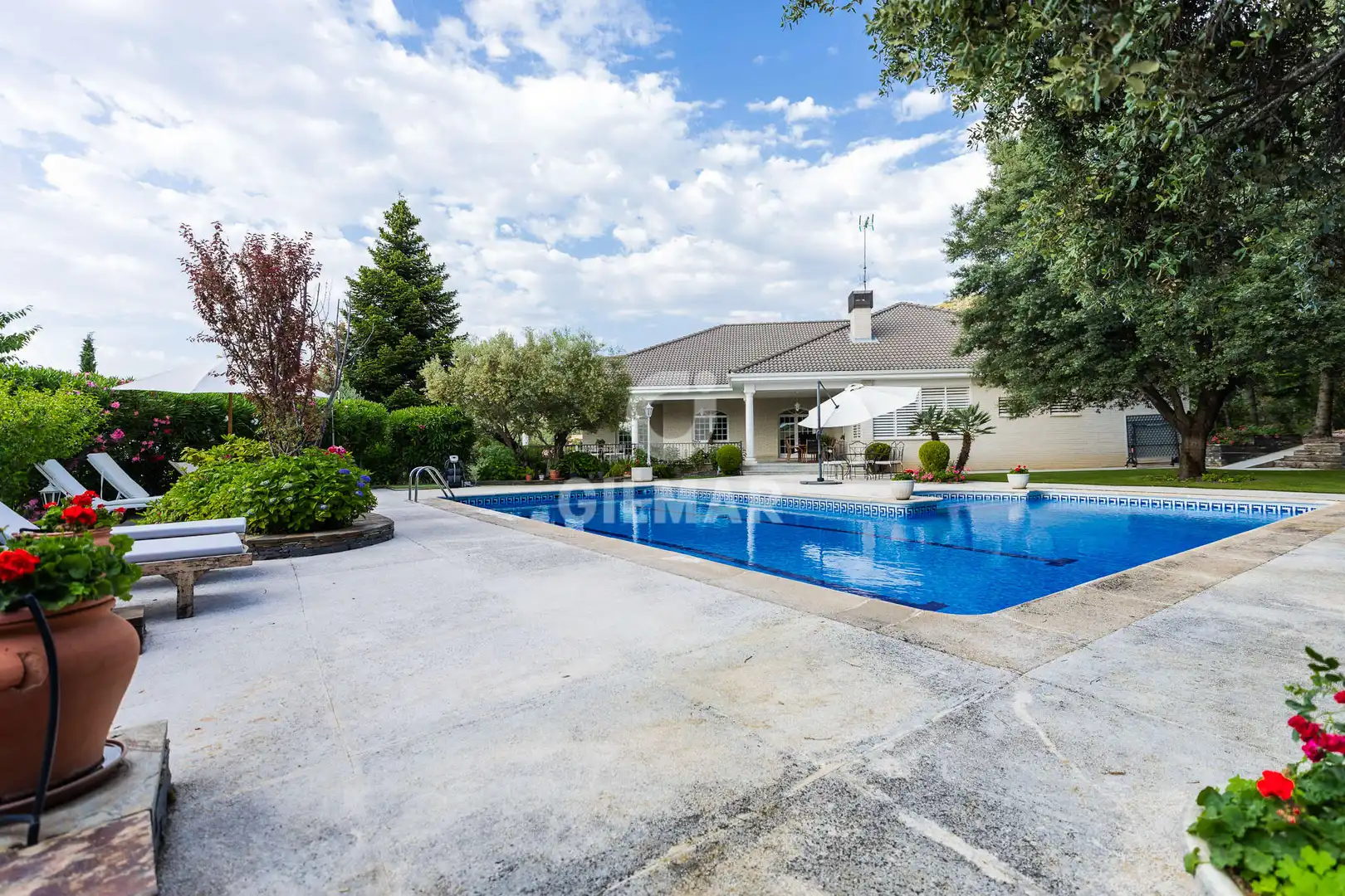 Exterior view of Houses for sale in Collado Villalba  with Heating, Private garden and Swimming Pool