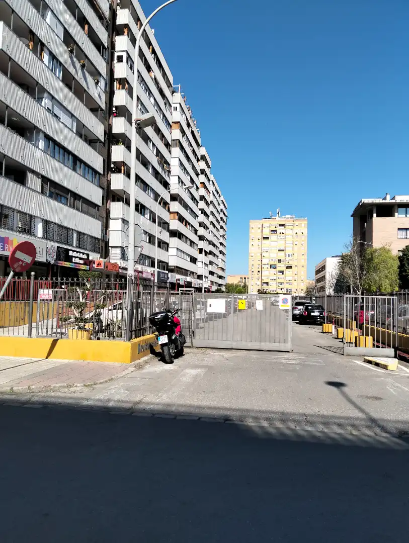 Parking de Garaje en venta en Sevilla