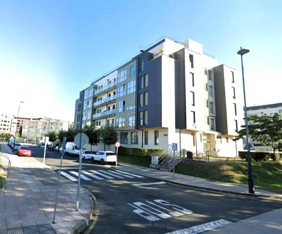 Vista exterior de Planta baja en venta en El Astillero   con Calefacción, Trastero y Amueblado