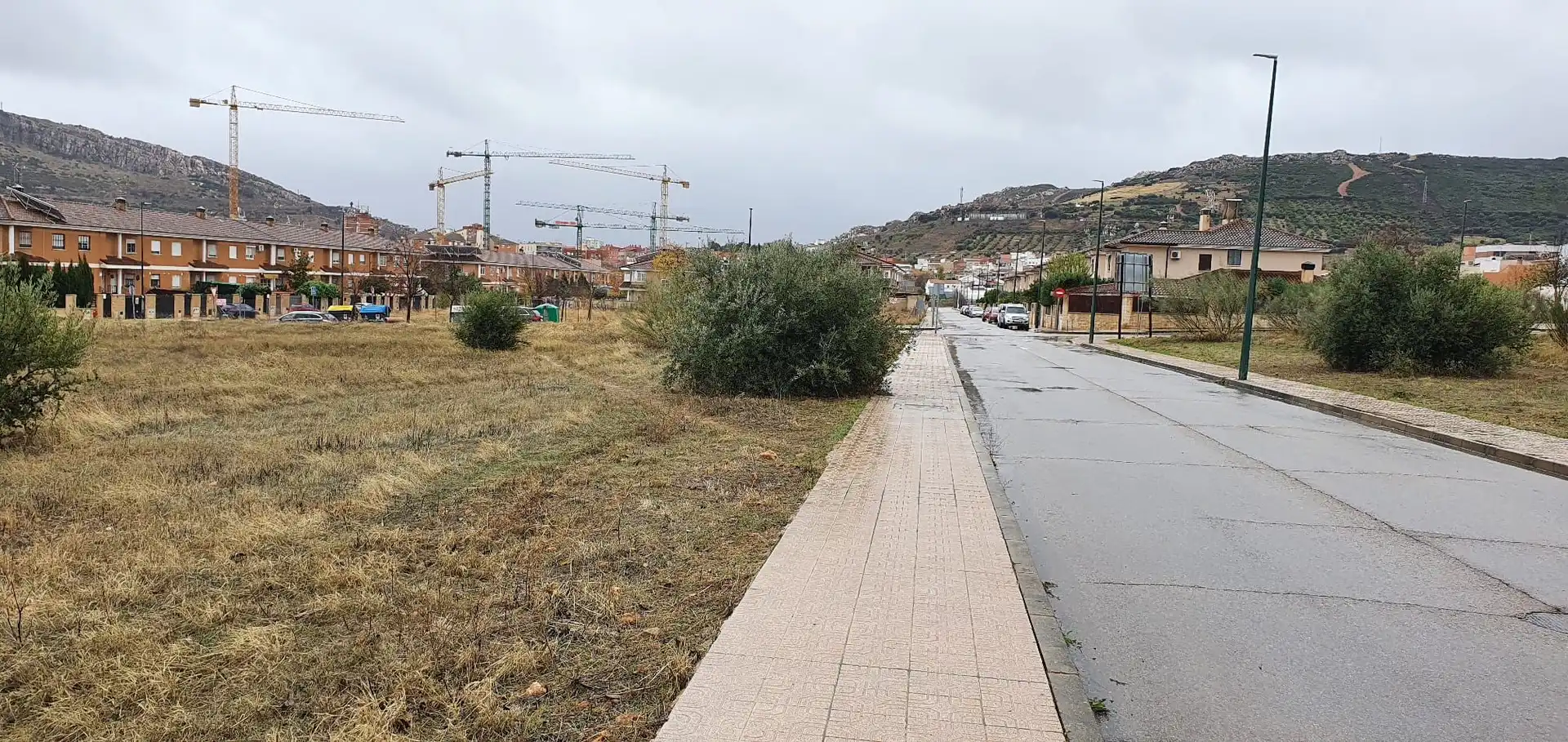 Residencial en venta en Calle Federica Montseny, 91, PAU 2-600