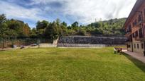 Jardí de Pis en venda en Ezcaray amb Piscina i Balcó