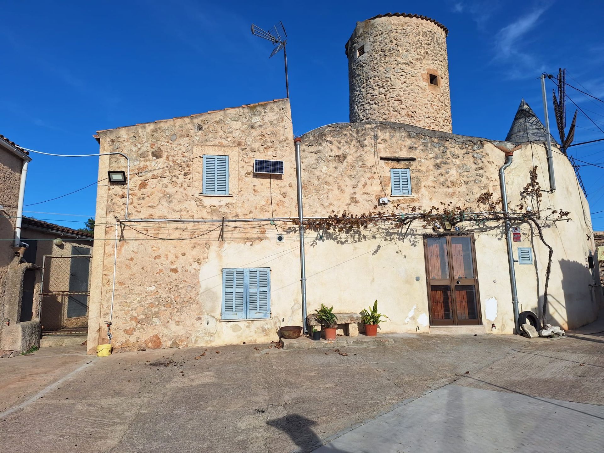 Vista exterior de Casa o xalet de lloguer en Sineu amb Aire condicionat, Calefacció i Traster