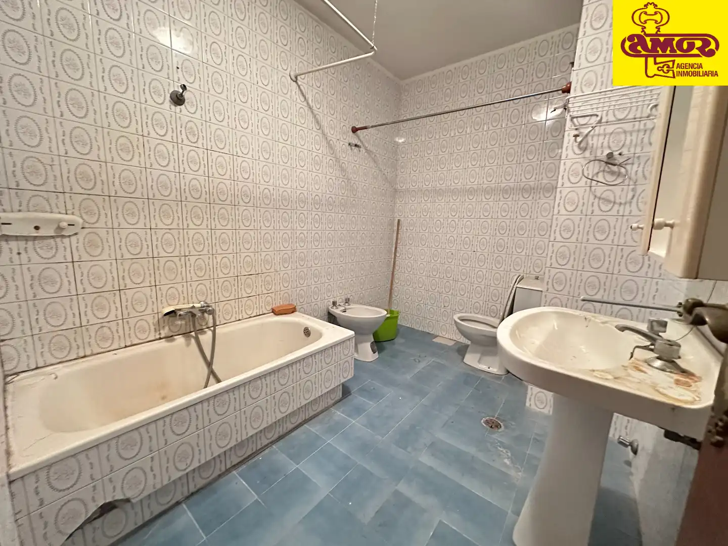 Baño de Piso en venta en Santiago de Compostela  con Trastero