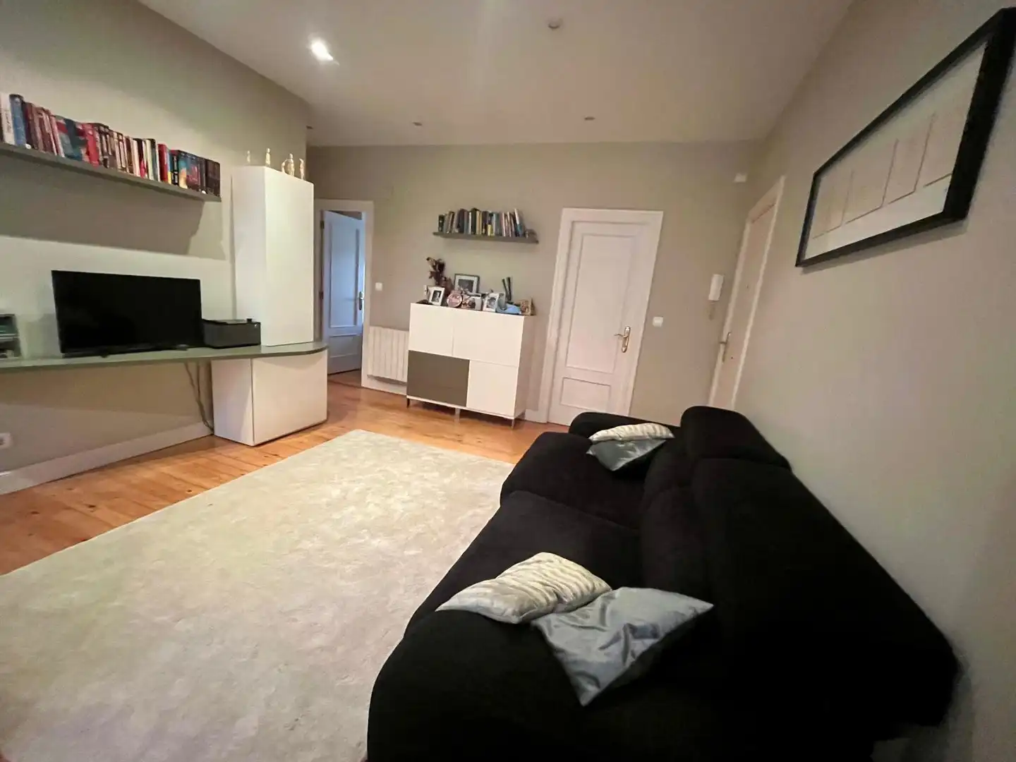 Living room of Flat for sale in Bilbao   with Heating, Furnished and Oven