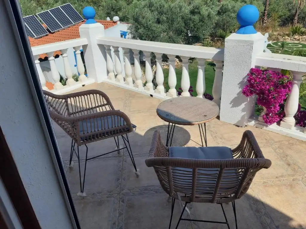 Terrasse von Haus oder Chalet zur Miete in L'Ametlla de Mar  mit Klimaanlage, Privatgarten und Schwimmbad