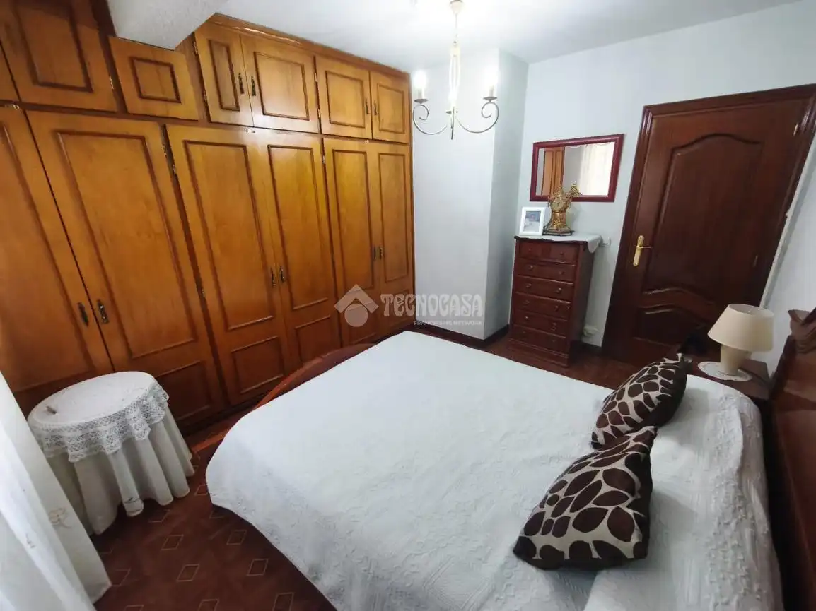 Bedroom of Flat for sale in Centro