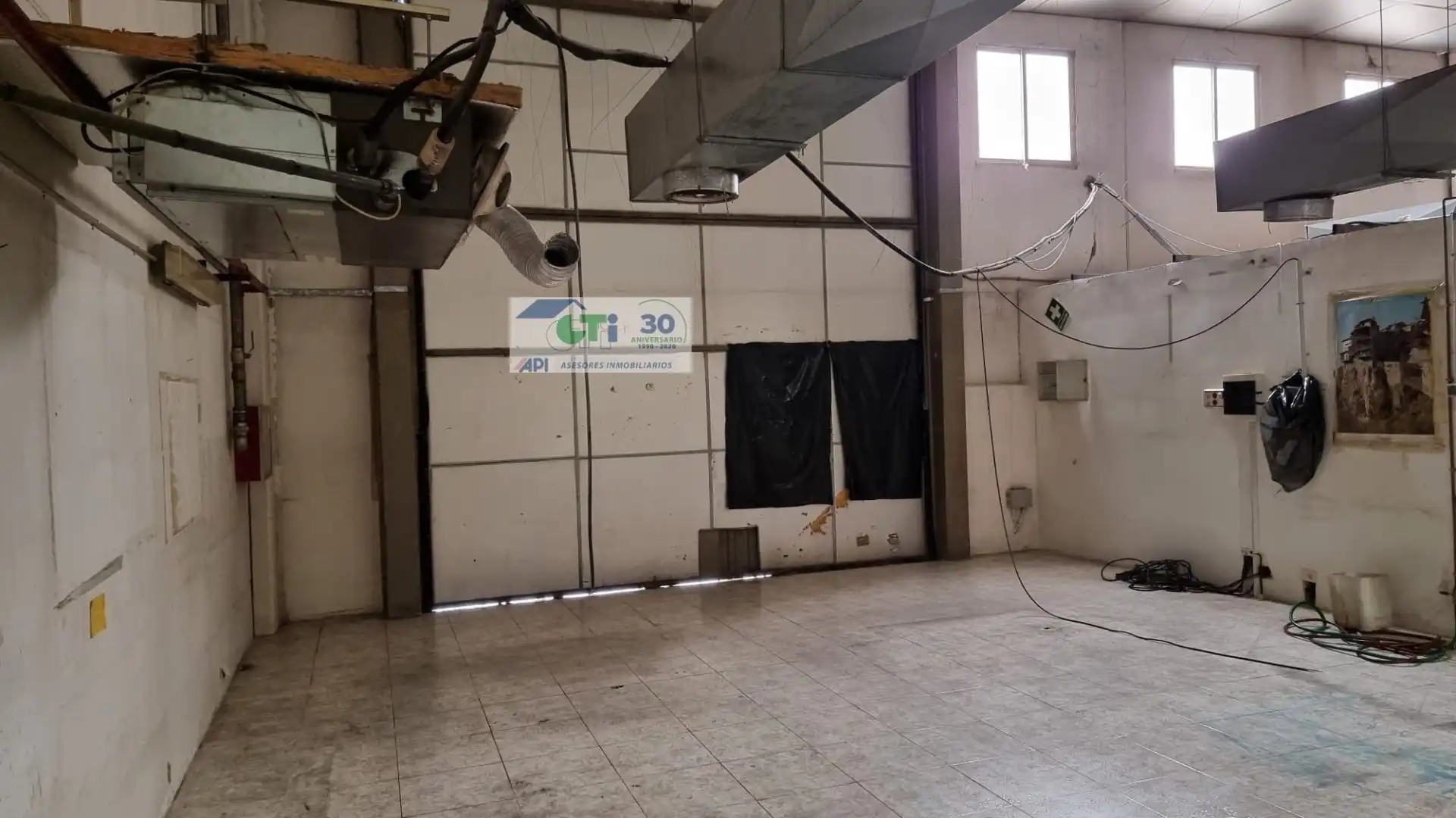 Fabrikhallen zum Verkauf in Zaragoza