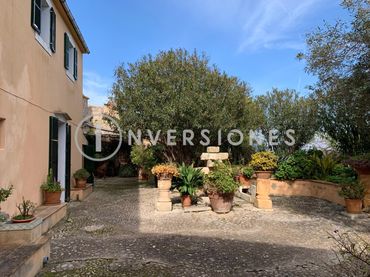 House with garden for sale in Calle Sant Joan