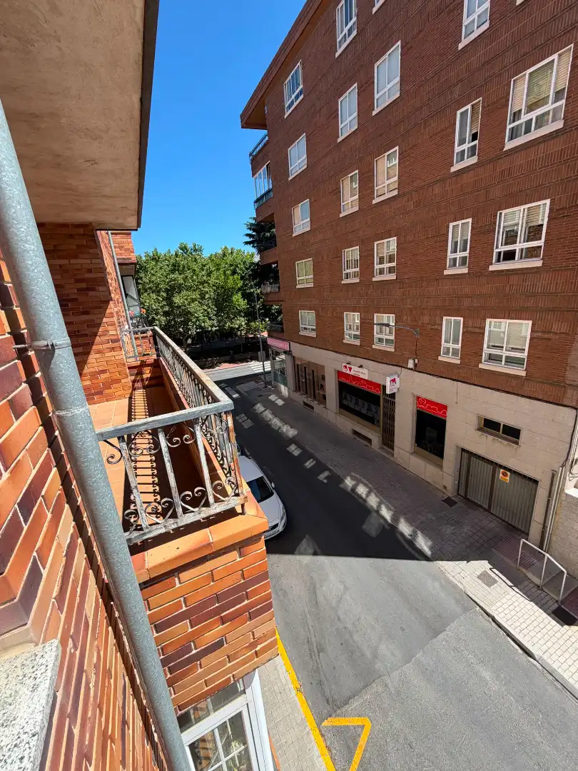 Flat with lift for sale in Calle Capitán Peñas, imagen 13