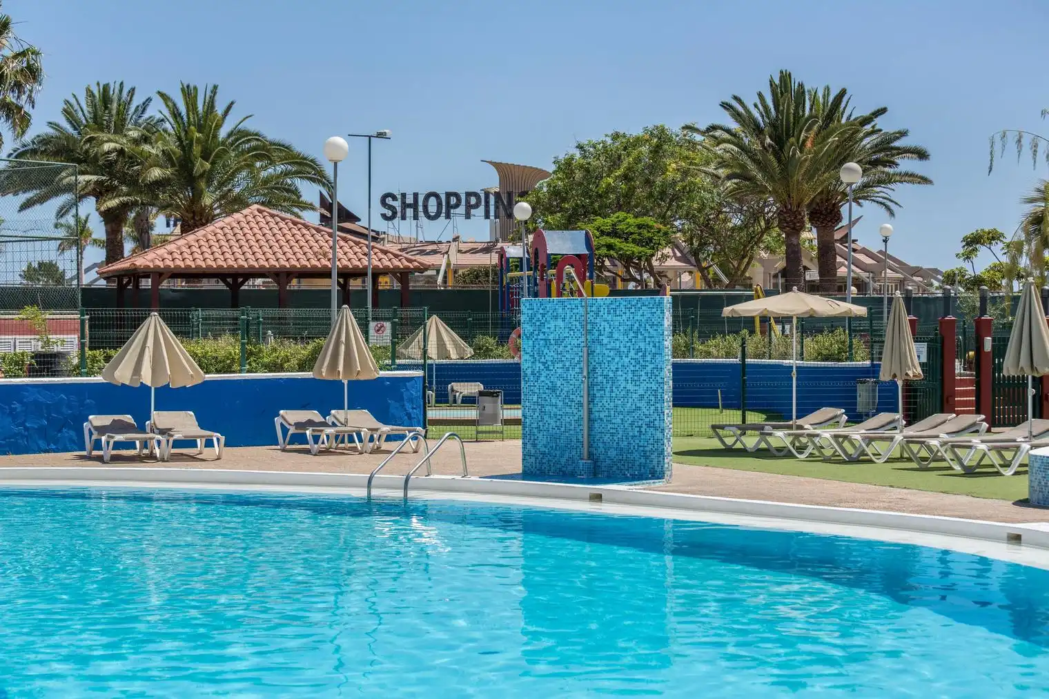 Bungalow avec piscine à louer à Avenida Touroperador Kuoni, imagen 10
