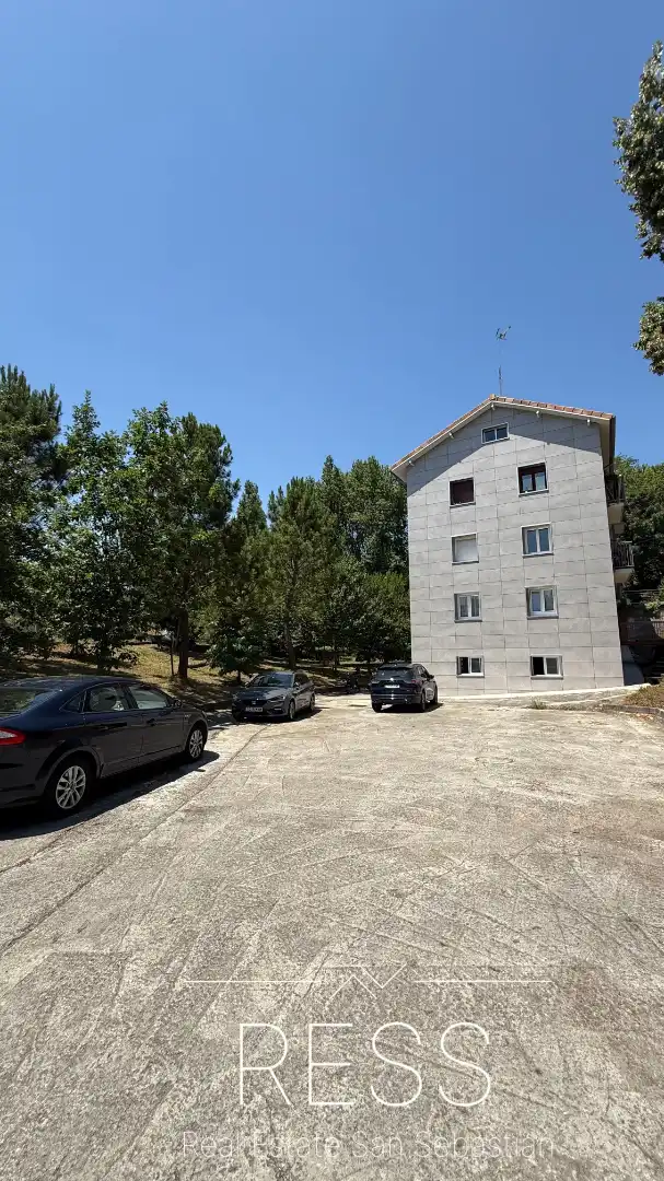 Ground floor for sale in Zandardegi Bidea, 47, Intxaurrondo