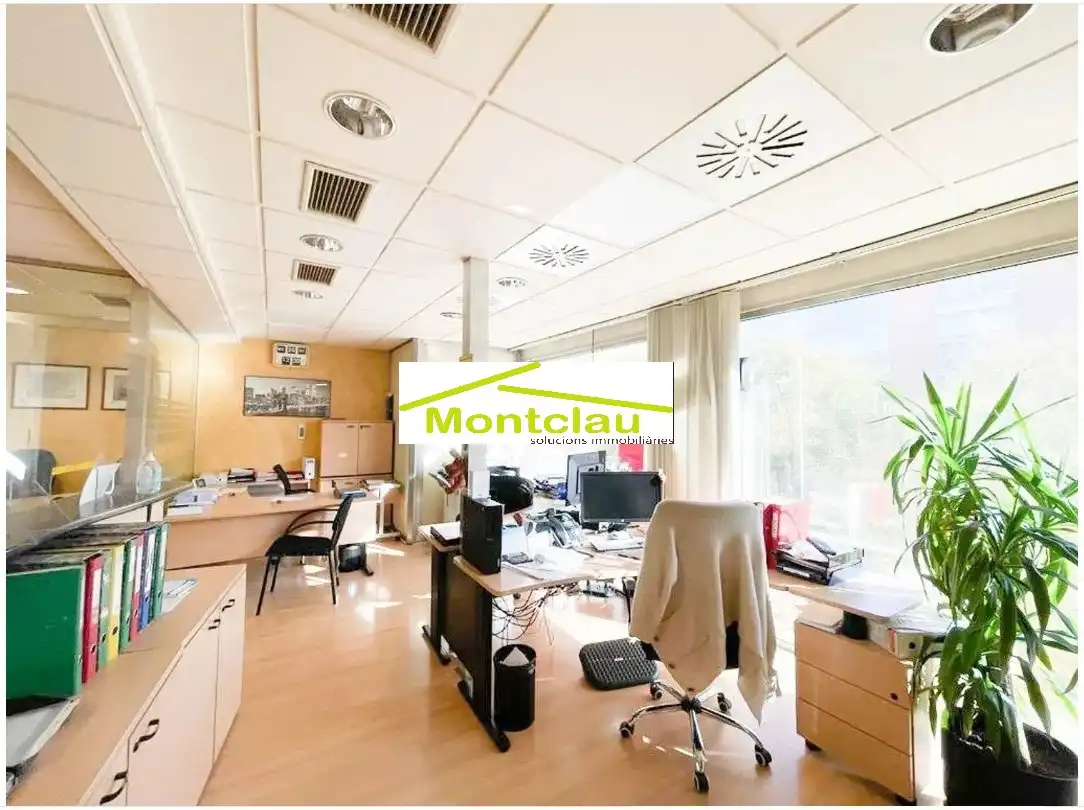 Office for rent in Mollet del Vallès  with Air Conditioner
