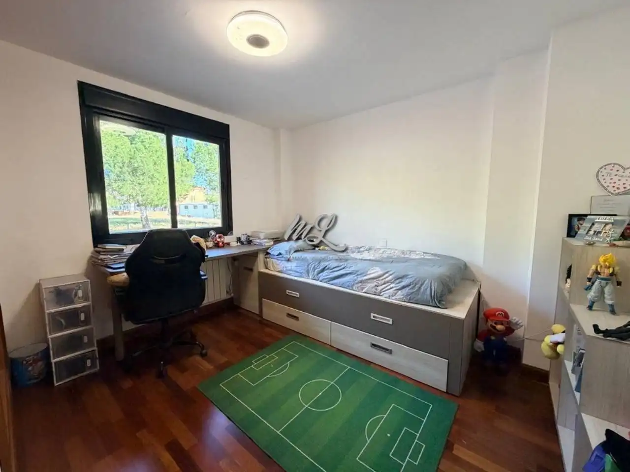 Habitación de Casa adosada en venta en Santa Cruz del Retamar con Aire acondicionado, Calefacción y Jardín privado