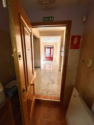 Local comercial en Venta en Calle Alcalá Galiano en Carolinas Bajas